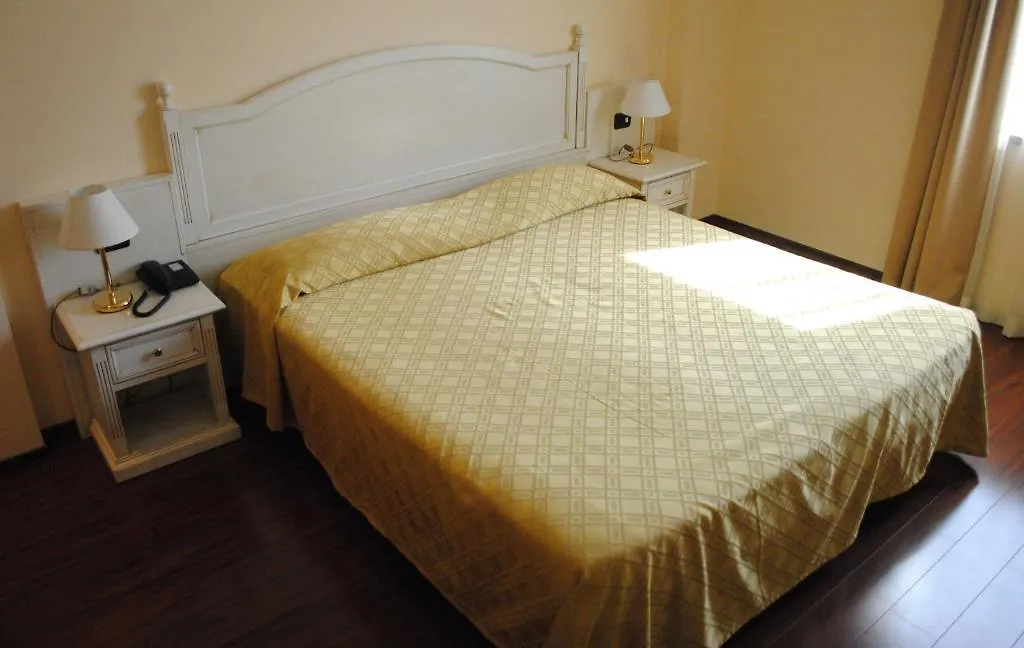 International Hotel Iseo